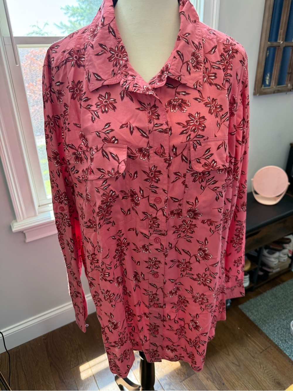 Woman Within Pink Floral Button-Down Shirt Made in India Sz 22/24 1X